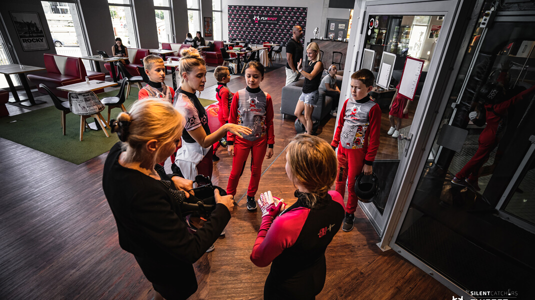 dzieci flyspot szkolenie