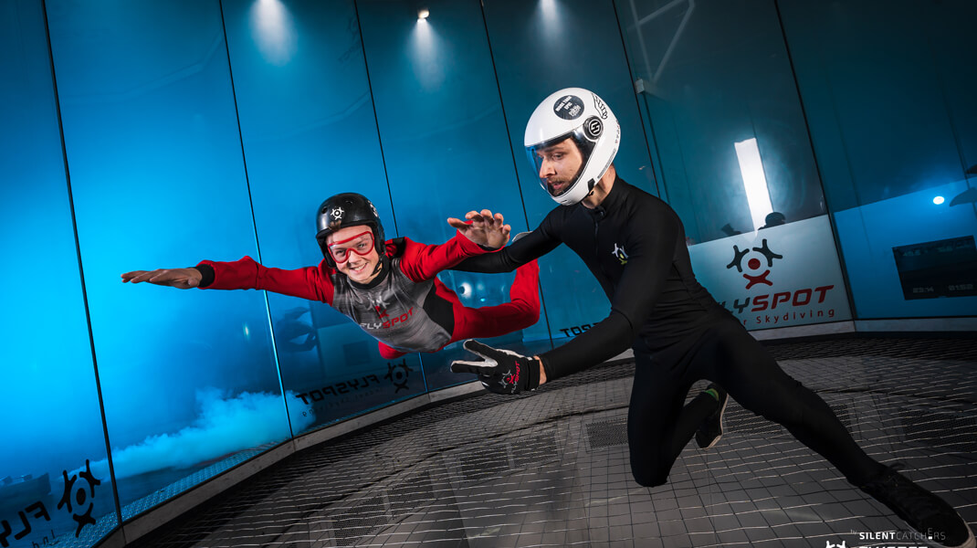 Szkolenie indoor skydiving
