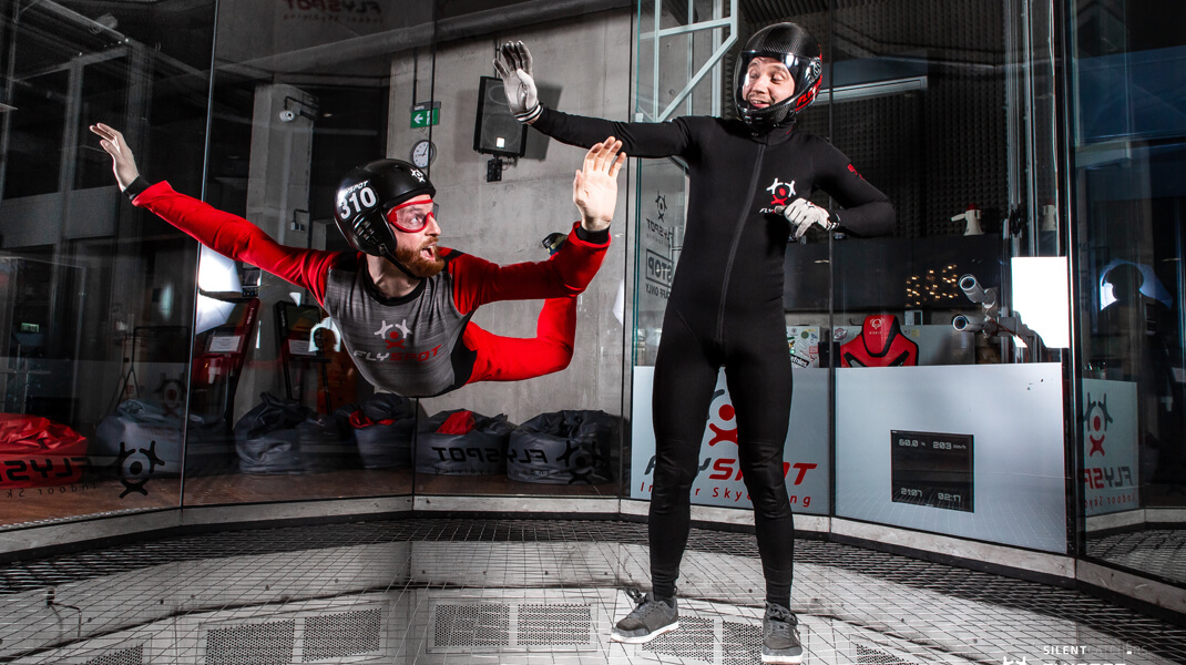 Szkolenie indoor skydiving