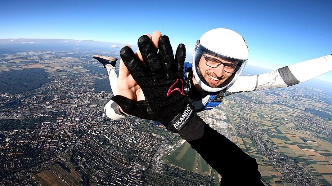 Szkolenie indoor skydiving