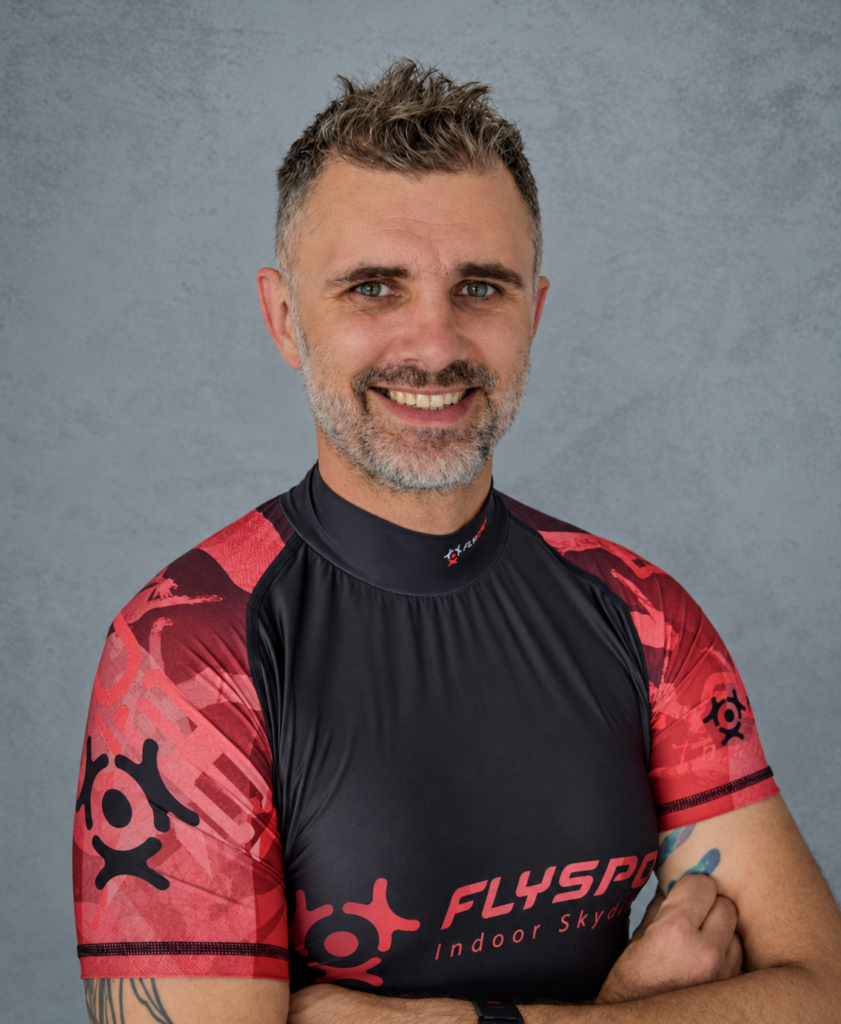 Łukasz S.